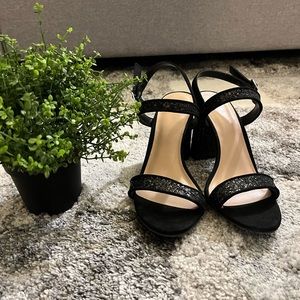 High sandals 3.5’